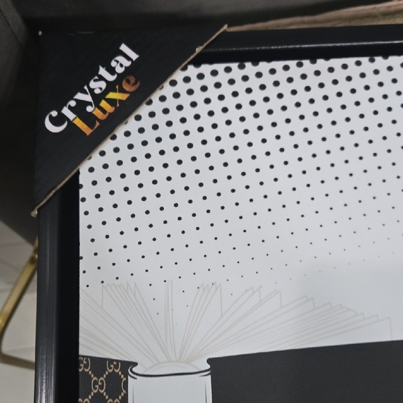 Luxury Fashion Art Painting with Pink and Black Accents - Picture 4 of 6